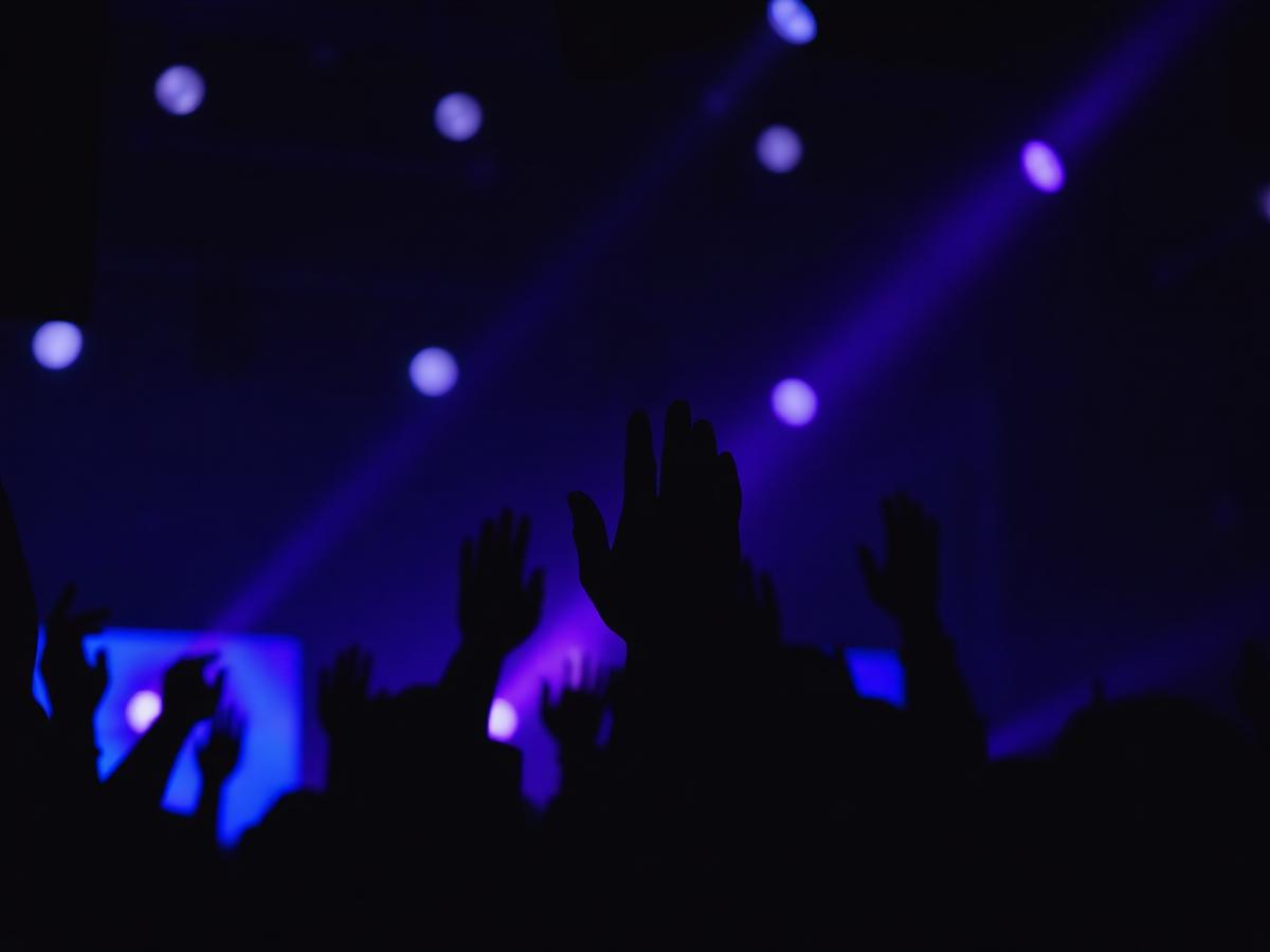 Noche de Adoración y Presencia